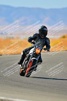 media/Nov-17-2024-Classic Track Day (Sun) [[11951c166c]]/Group 3/Session 1 (Turn 7)/